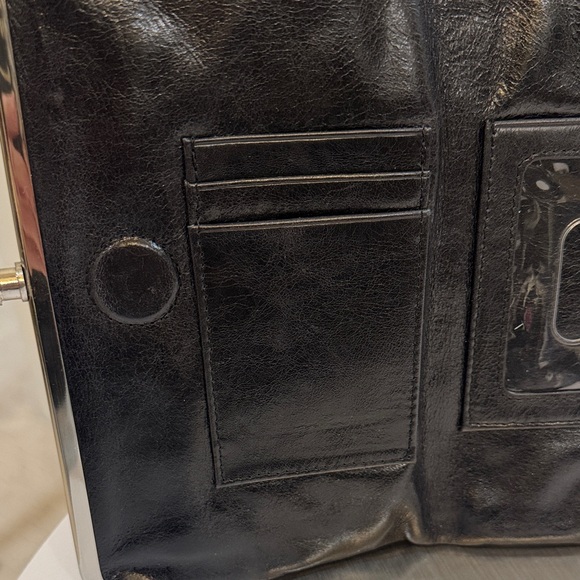 Hobo Black Leather Clutch w/Pockets Galore & Silver Metal Clasps - Picture 4 of 8